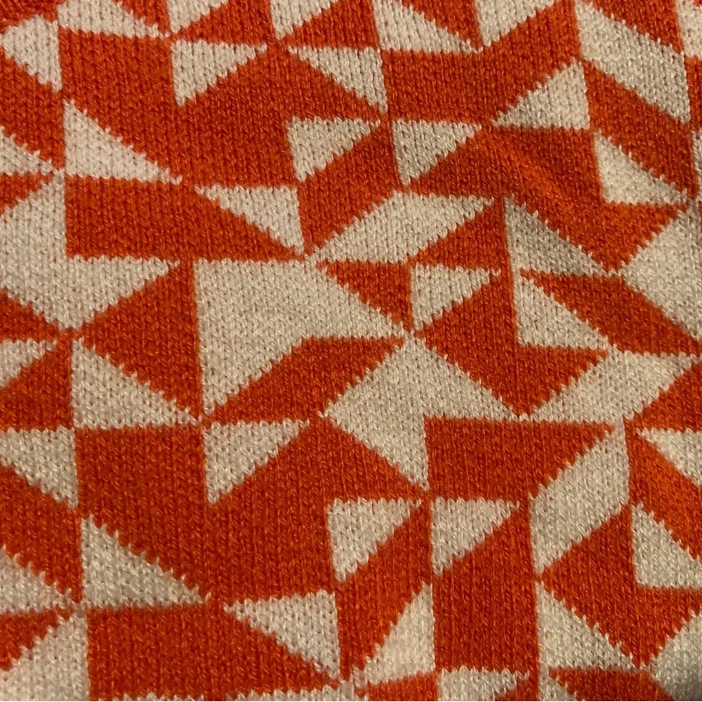 Future Collective 3X NWTgsold out! Rare Orange and White Crop Top - Picture 7 of 7
